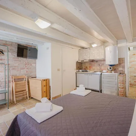 Balastro Design - Center Pensjonat 3*