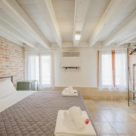 Balastro Design - Center 3* Wenecja